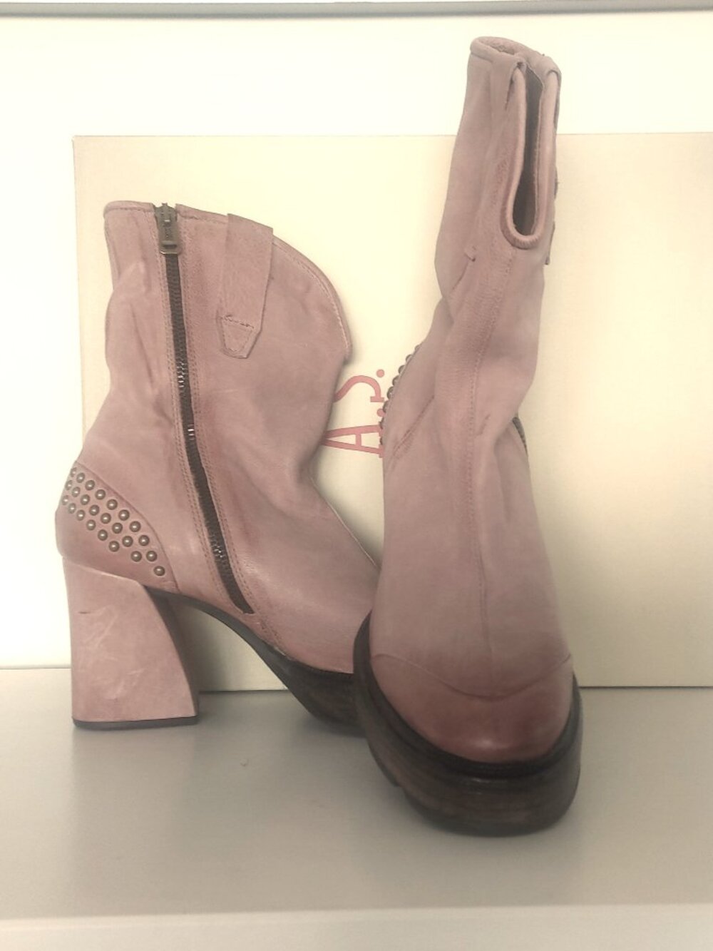 AS98 Loddy Handmade Italian Leather Boots With Studding - Size 39 (US 8.5/9) NWT